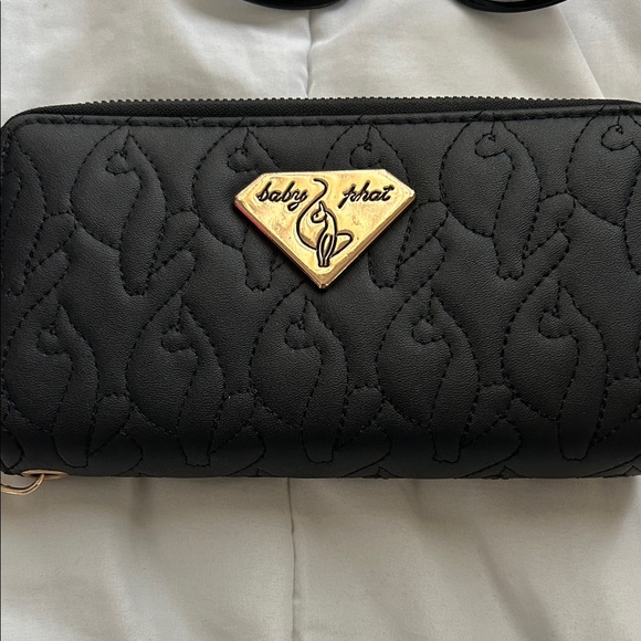 Baby phat wallet and vintage sunglasses - Picture 2 of 14